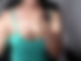 giseelleee MILF webcam performer live streaming
