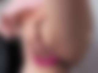 Live cam show with giseelleee - Latina on Streamer API | colombia