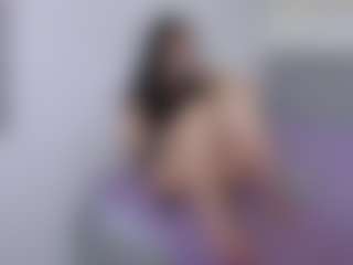 Live cam show with SweeetMay - Teen (18+) on Latina Girls