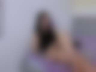 Live cam show with SweeetMay - Average on Latina Girls