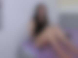 Live cam show with SweeetMay - Average on friskycurves.com