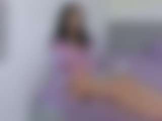 SweeetMay MILF webcam performer live streaming