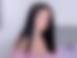 Live cam show with SweeetMay - Skinny MILF on AdultVida.com