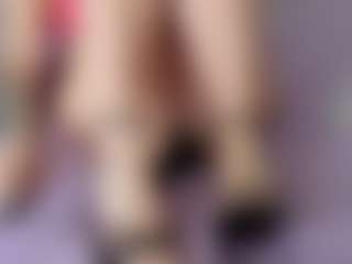 SweeetMay MILF webcam performer live streaming