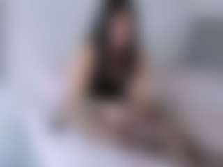 Live cam show with SweeetMay - Solo on madthumbs