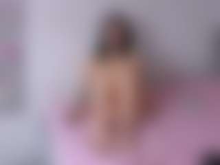 Live cam show with SweeetMay - MILF Teen (18+) on Streamer API