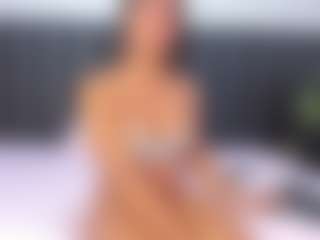 AlejandraSaenz2's Live Sex Cam Show