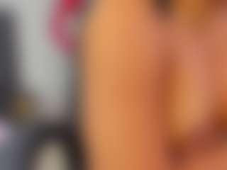 AlejandraSaenz2's Live Sex Cam Show