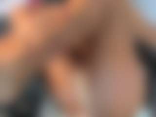 AlejandraSaenz2's Live Sex Cam Show