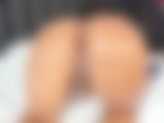 AlejandraSaenz2's Live Sex Cam Show