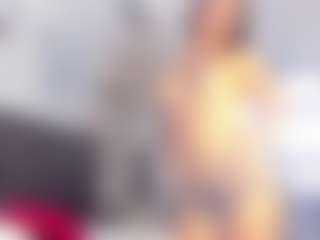 Live cam show with AlejandraSaenz2 - Teen (18+) on Dolls Live