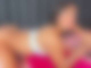 AlejandraSaenz2's Live Sex Cam Show