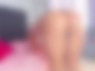 AlejandraSaenz2's Live Sex Cam Show