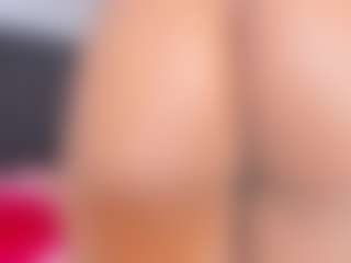 AlejandraSaenz2's Live Sex Cam Show