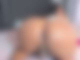 Live cam show with AlejandraSaenz2 - White on Camsoda | colombia