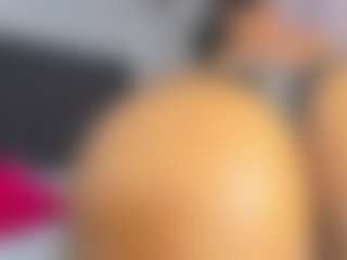 Live cam show with AlejandraSaenz2 - Teen (18+) on Hubzter Live