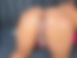 AlejandraSaenz2's Live Sex Cam Show