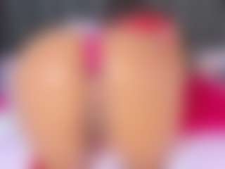 AlejandraSaenz2's Live Sex Cam Show