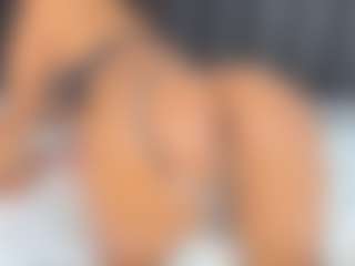 AlejandraSaenz2's Live Sex Cam Show