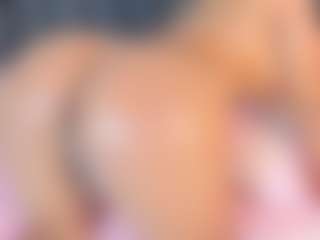 Live cam show with AlejandraSaenz2 - Teen (18+) on StripNow