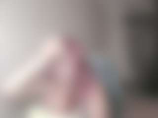 Live cam show with DianaCrystal - Glasses on Soda Cam