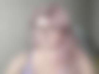 Live cam show with DianaCrystal - Thong on SmokeAndPoke