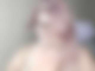 Live cam show with DianaCrystal - Trimmed Granny on 1on1-livenow