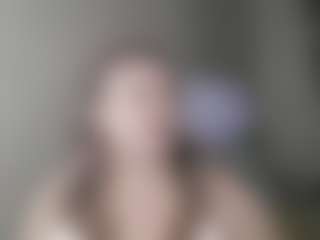 Live cam show with DianaCrystal - Mature on liverealitysex.com