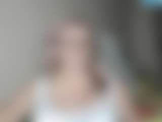 Live cam show with DianaCrystal - Granny BBW on madthumbs