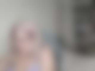 Live cam show with DianaCrystal - Granny BBW on liverealitysex.com
