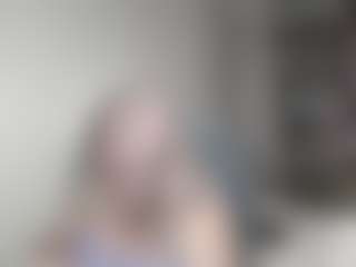 Live cam show with DianaCrystal - Glasses on Camsoda