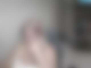 DianaCrystal's Live Sex Cam Show