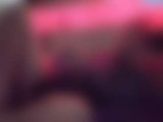 iFUKwitchuu's Live Sex Cam Show