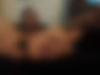 iFUKwitchuu's Live Sex Cam Show
