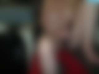 Live cam show with carolineford - Mature on hotwifechat.live