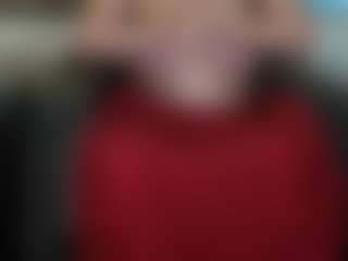 Live cam show with carolineford - Mature on 1on1-livenow