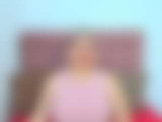 Live cam show with kerly - MILF on AdultVida.com
