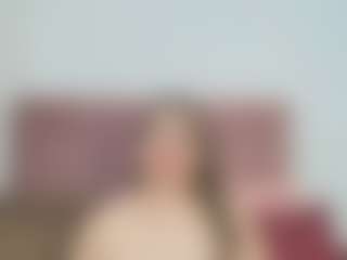 kerly MILF webcam performer live streaming