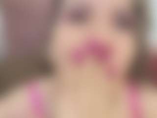 kerly MILF webcam performer live streaming