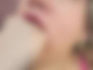 kerly MILF webcam performer live streaming