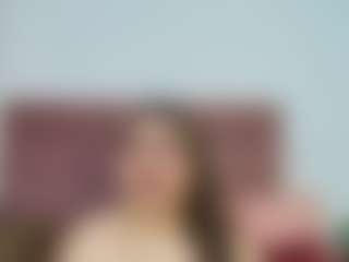 Live cam show with kerly - MILF on TeamSkeetLive