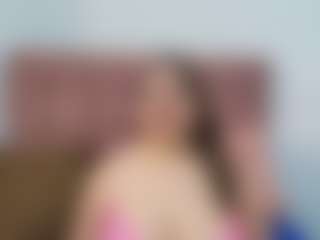 kerly MILF webcam performer live streaming