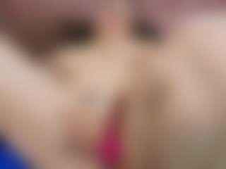 kerly MILF webcam performer live streaming