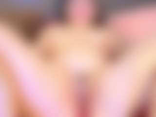 kerly MILF webcam performer live streaming