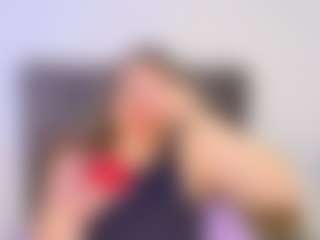 Live cam show with kerly - Blonde Hair MILF on CamClone