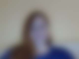 zarared MILF webcam performer live streaming