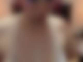 Live cam show with BIG BBW - Bedroom Red Hair on AdultVida.com