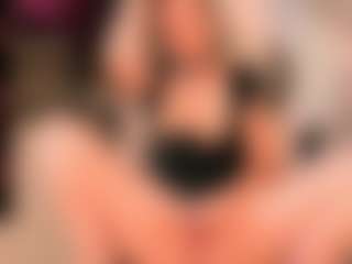 Live cam show with britteebee - Facial Piercings on Latina Girls