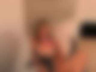 britteebee's Live Sex Cam Show
