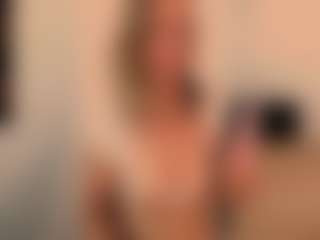 britteebee's Live Sex Cam Show